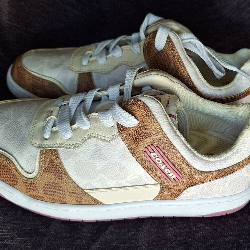 New Women's Coach Signature Leatherware Sneakers Beige & White Sizes 6.5, 8, 9.5